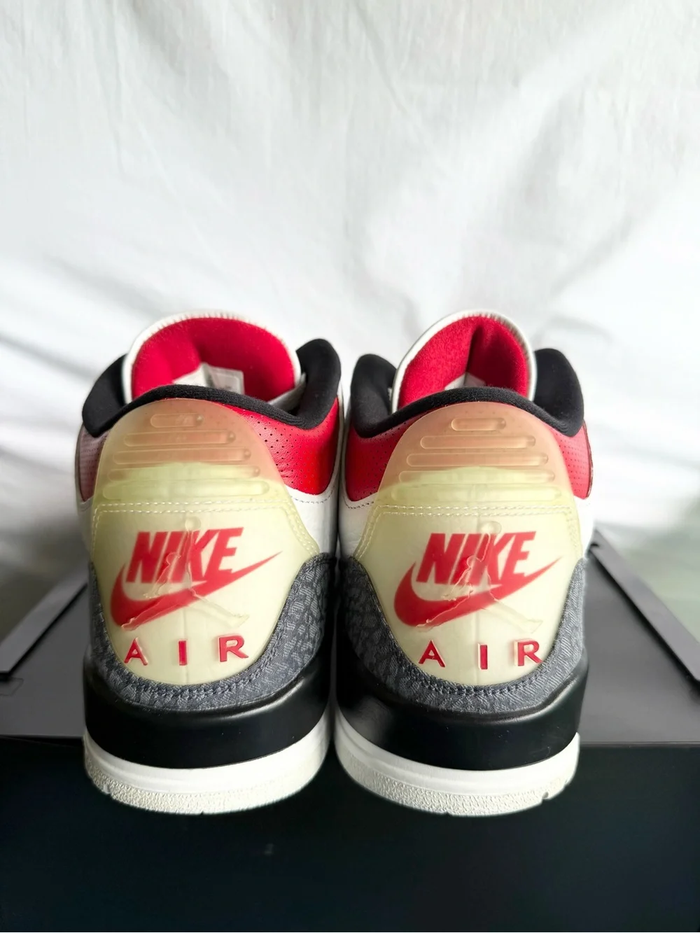 Jordan authentic retro